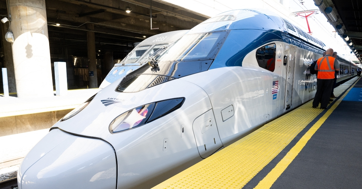 Amtrak Launches ‘Premium’ 160 MPH Trains in the U.S.
